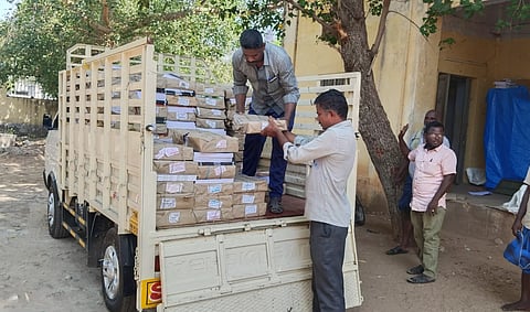 பள்ளிகளுக்கு பாடப்புத்தகங்கள் அனுப்பும் பணி மும்முரம்