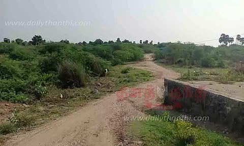 நமச்சிவாயபுரத்திற்கு தார் சாலை அமைக்க வேண்டும்