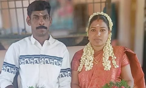 8 நாட்களுக்கு முன் 2வது திருமணம்: 3 குழந்தைகளை கொலை செய்துவிட்டு தம்பதி தற்கொலை