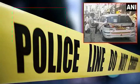 டெல்லியில் கொள்ளை கும்பல் அட்டூழியம்: திறந்து இருந்த காருக்குள் வாலிபர் குத்தி கொலை; சிறுவன் கைது
