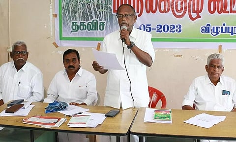 கோட்டையை நோக்கி கரும்பு விவசாயிகள் நடைபயணம்