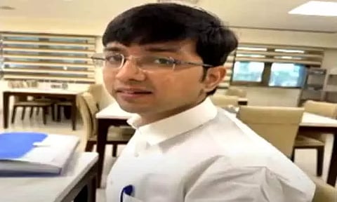 சென்னை மாநகராட்சி ஆணையர் ராதாகிருஷ்ணனின் மகன் யு.பி.எஸ்.சி. தேர்வில் தேர்ச்சி