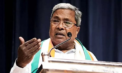 சித்தராமையாவை முடித்து விடுங்கள் என பேச்சு; கர்நாடக முன்னாள் பா.ஜ.க. மந்திரி மீது எப்.ஐ.ஆர். பதிவு