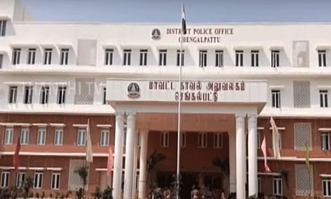 கள்ளச்சாராய உயிரிழப்பு எதிரொலி.. 50 மதுபான பார்களுக்கு சீல்..அதிரடி காட்டிய காவல்துறை