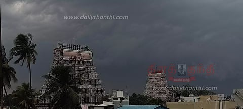 திருவாரூர் மாவட்டத்தில், பலத்த காற்றுடன் கன மழை
