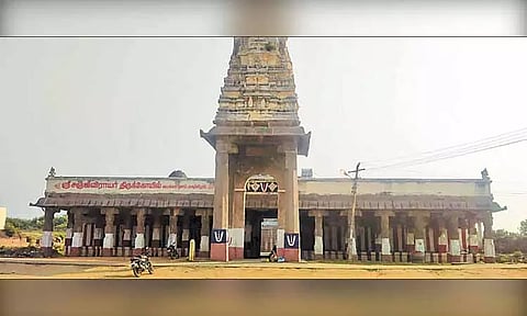 அய்யங்கார்குளம் சஞ்ஜீவிராயர் சாமி கோவிலை பராமரிக்க பக்தர்கள் கோரிக்கை