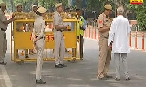 புதிய நாடாளுமன்றத்தை சுற்றியுள்ள பகுதிகளில் 144 தடை உத்தரவு