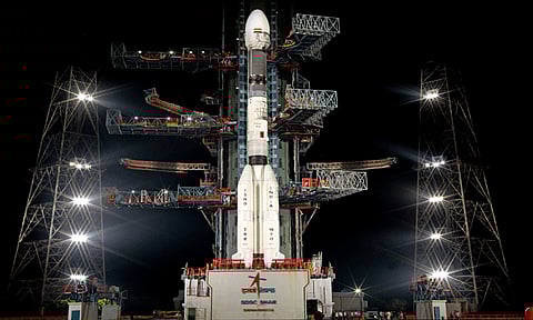 இன்று விண்ணில் பாய்கிறது இஸ்ரோவின் 'ஜி.எஸ்.எல்.வி. எப்-12' ராக்கெட்