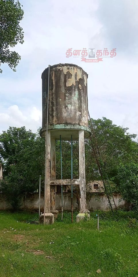 சேதமடைந்த மேல்நிலை நீர்த்தேக்க தொட்டி அகற்றப்படுமா?