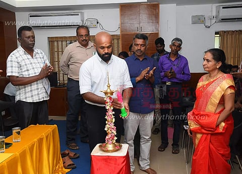 மாணவ-மாணவிகளுக்கு இலவச பயிற்சி வகுப்பு