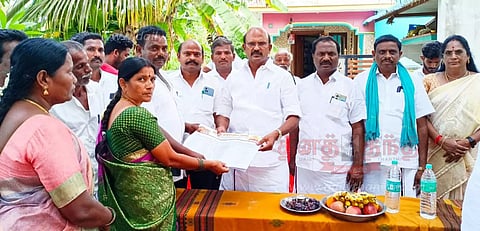 காரிமங்கலம் மத்திய ஒன்றியத்தில்தி.மு.க. புதிய உறுப்பினர் சேர்க்கைமேற்கு மாவட்ட செயலாளர் பி.பழனியப்பன் தலைமையில் நடந்தது