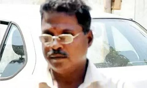 ரூ.5 ஆயிரம் லஞ்சம் வாங்கிய சர்வேயர், கிராம உதவியாளர் கைது