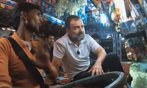 டெல்லியில் லாரி டிரைவர்களுடன் கலந்துரையாடிய ராகுல் காந்தி-யூடியூப்பில் வீடியோ வெளியீடு