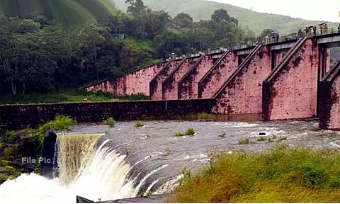 முல்லைப் பெரியாறு அணையிலிருந்து தண்ணீர் திறந்து விட தமிழக அரசு உத்தரவு