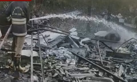 சேலம் அருகே பட்டாசு ஆலையில் திடீர் வெடி விபத்து- ஒரு பெண் உட்பட 3 பேர் உயிரிழப்பு.!