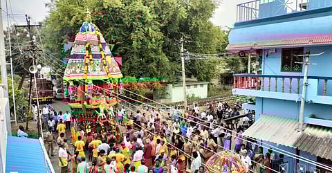 பாப்பிரெட்டிப்பட்டியில் மாரியம்மன், சென்றாய பெருமாள் கோவில் தேர்த்திருவிழா