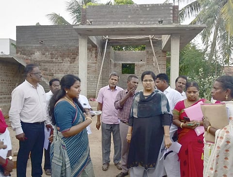 வளர்ச்சி திட்ட பணிகளை கலெக்டர் ஆய்வு