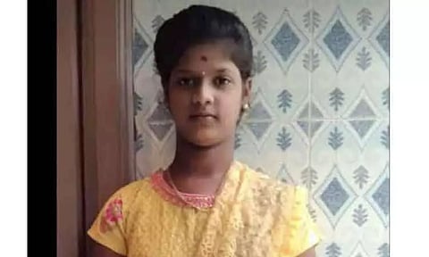 பள்ளி மாணவி தூக்குப்போட்டு தற்கொலை