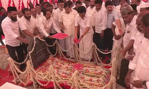 காயிதே மில்லத் நினைவிடத்தில் முதல்-அமைச்சர் மு.க.ஸ்டாலின் மரியாதை..!