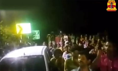 அரிக்கொம்பனை மீண்டும் கொண்டு வர வேண்டும்... பழங்குடியின மக்கள் திடீர் போராட்டம் - கேரளாவில் பரபரப்பு