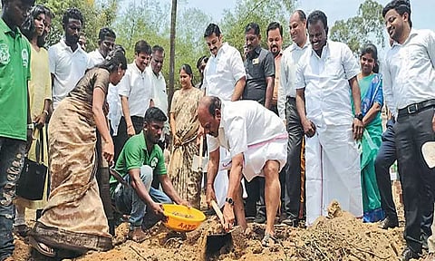 ஓட்டேரி ஏரியில் சுற்றுச்சூழல் சீரமைப்பு பணிகள்