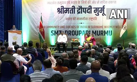 சூரினாமில் வாழும் இந்தியர்களுடன் ஜனாதிபதி திரவுபதி முர்மு சந்திப்பு