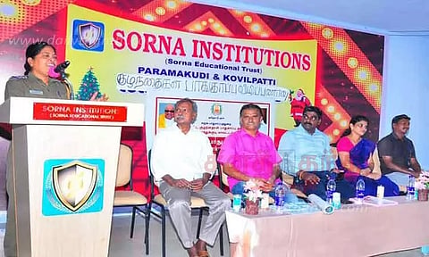 குழந்தைகள் பாதுகாப்பு விழிப்புணர்வு கூட்டம்