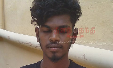 தாயிடம் தகராறு செய்த தந்தையை கீழே தள்ளிவிட்டு கொன்ற மாணவர் கைது