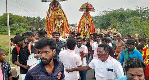 கம்பைநல்லூர் அருகே மாரியம்மன் கோவில் திருவிழா 7 கிராம மக்கள் வழிபாடு