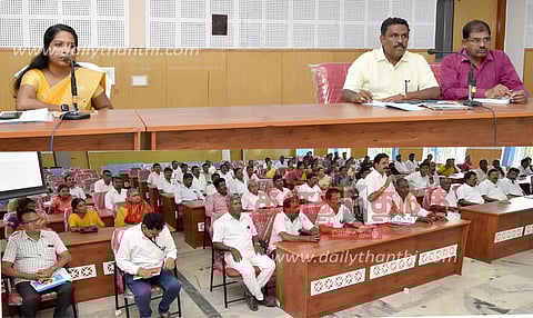 கிருஷ்ணகிரியில், 5 ஒன்றியங்களை சேர்ந்த ஊராட்சி மன்ற தலைவர்கள் கலந்தாய்வு கூட்டம்