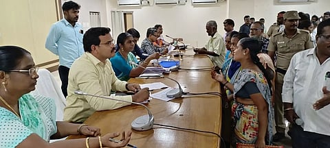 43 மாற்றுத் திறனாளிகளுக்கு நலத்திட்ட உதவி