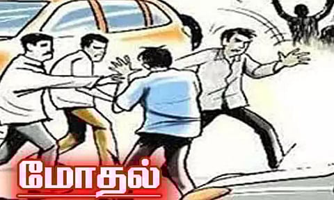 மது போதையில் கல்பாக்கம் அருகே இரு தரப்பினர் மோதல்; மீனவர் படுகாயம்