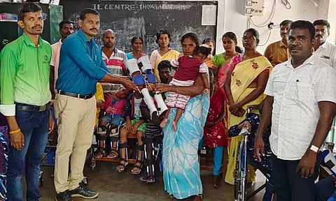 தியாகதுருகத்தில் மாற்றுத்திறனாளி குழந்தைகளுக்கு உதவி உபகரணங்கள்