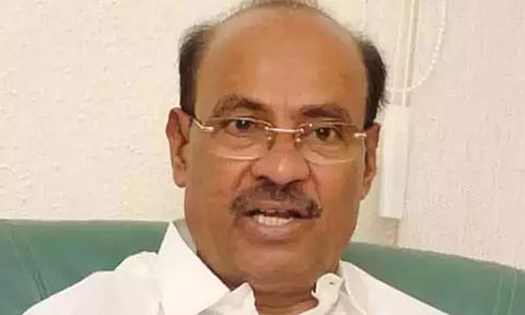 சாலை வசதி இல்லாததால் இறந்தவர்களின் உடலை நடந்தே சுமந்து செல்லும் நிகழ்வுகள் தமிழகத்திற்கு பெரும் அவமானம் - ராமதாஸ்