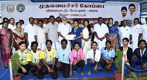 'செந்தில் பாலாஜியை கைது செய்தது அரசியல் பழிவாங்கும் நடவடிக்கை'; அமைச்சர் இ.பெரியசாமி பேட்டி