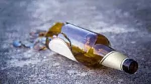 பீர் பாட்டிலால் டிரைவரின் மண்டை உடைப்பு...!