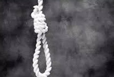 ராசிபுரத்தில் ஓட்டல் தொழிலாளி தூக்குப்போட்டு தற்கொலை