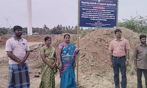 மடத்துக்குளம் பகுதியில் கோவில்களுக்கு சொந்தமான ரூ.15½ கோடி மதிப்பிலான நிலங்கள் மீட்கப்பட்டன.