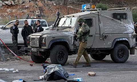 மேற்குகரை: பெட்ரோல் பங்கில் துப்பாக்கிச்சூடு - 4 இஸ்ரேலியர்கள் பலி