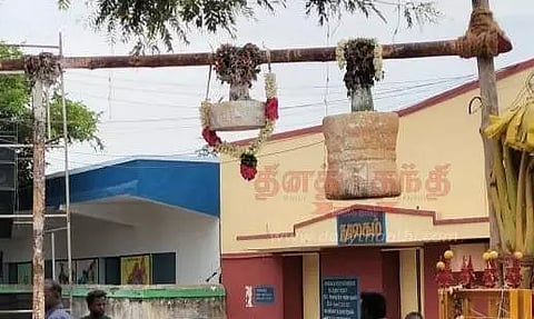 வாடிப்பட்டி அருகே கோவில் விழாவையொட்டிஆட்டுஉரல், திருகுகல், உலக்கை அந்தரத்தில் தொங்கவிட்டு பக்தர்கள் நேர்த்திக்கடன்