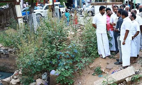 ரூ.10 லட்சத்தில் புதிய தரைப்பாலம்