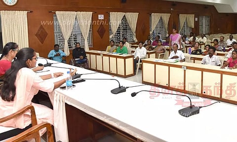 முதுகு தண்டுவடம் பாதிக்கப்பட்ட 4 பேருக்கு ரூ.1 லட்சத்தில் ஸ்கூட்டா