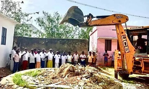 கிணறு தூர்வாரும் பணி