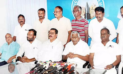 தமிழகத்தில் 2 ஆயிரத்துக்கும் மேற்பட்ட கல்குவாரிகள் இயங்காது-மாநில தலைவர் பேட்டி