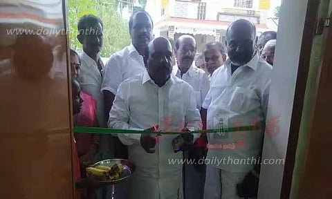 ரூ.12 லட்சத்தில் புதிய அங்கன்வாடி மையம்; மனோஜ் பாண்டியன் எம்.எல்.ஏ. திறந்து வைத்தார்