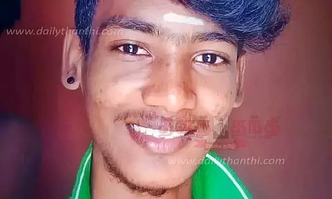 ஆத்தூர் அருகே தனியார் வங்கி ஊழியர் ஏரியில் மர்மச்சாவு-போலீசார் விசாரணை