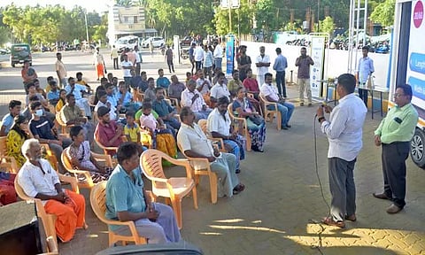 பொள்ளாச்சியில் அதிவேகமாக சென்றால் 3 மாதம் ஓட்டுனர் உரிமம் ரத்து-வட்டார போக்குவரத்து அதிகாரி எச்சரிக்கை