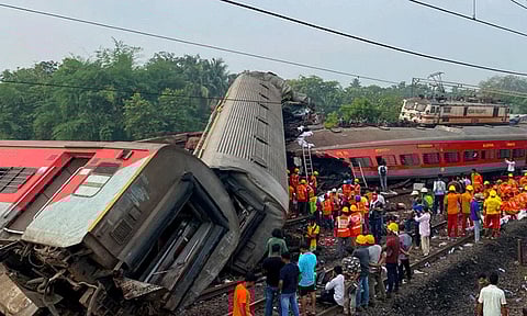 ஒடிசா ரெயில் விபத்து எதிரொலி: தென்கிழக்கு ரெயில்வேயின் பொது மேலாளர் நீக்கம்