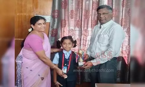 தேசிய அபாகஸ் ஒலிம்பியாட் போட்டியில் பள்ளி மாணவி சாதனை