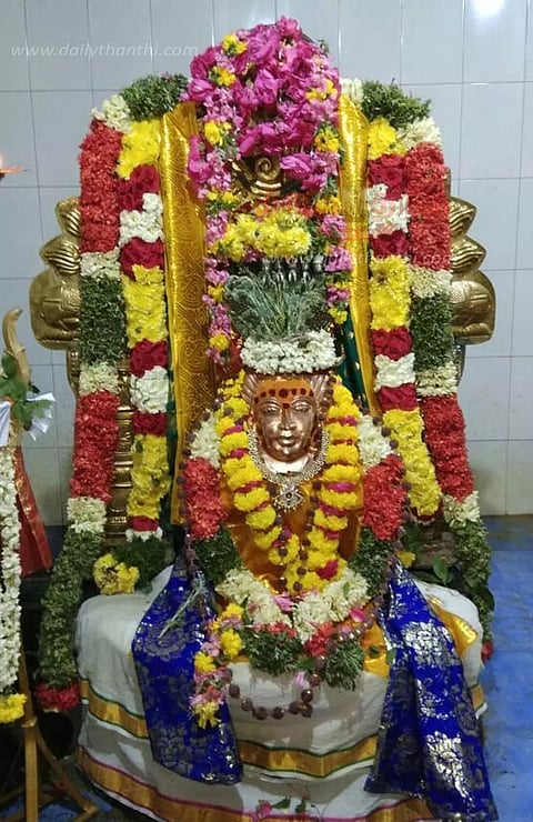 கோவில்களில் சனி பிரதோஷ வழிபாடு